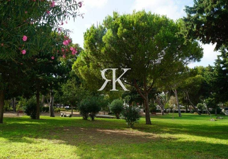 Resale - town house - Orihuela Costa - Costa Blanca