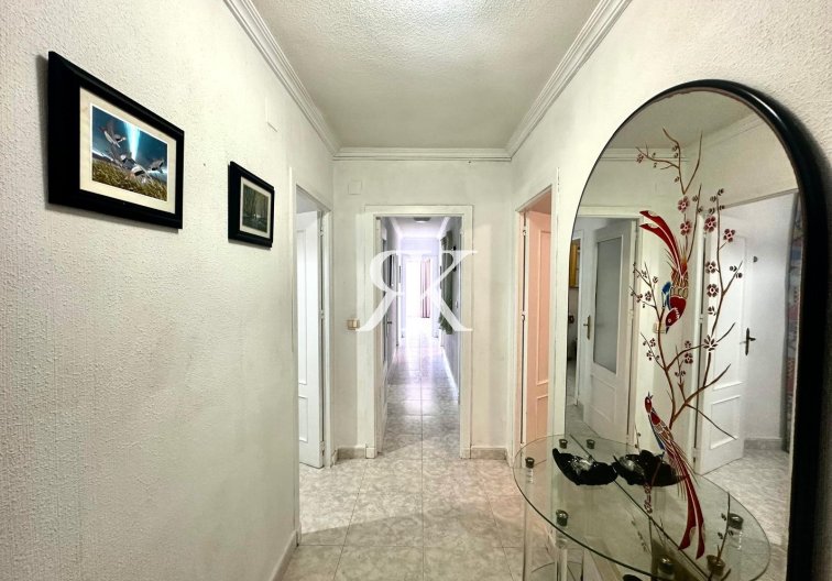 Revente - Appartement - Torrevieja - Centro