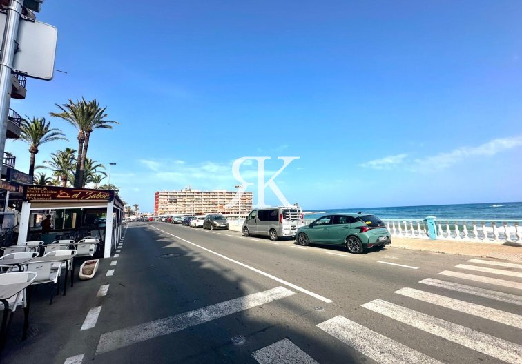Revente - Appartement - Torrevieja - Centro