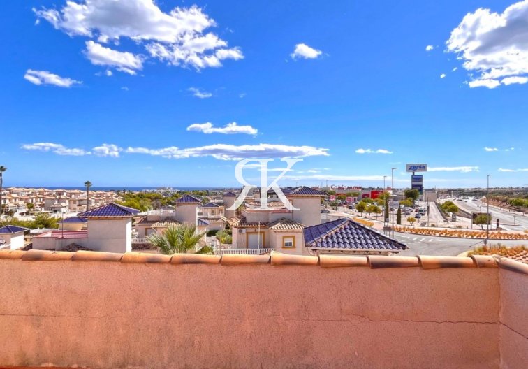 Revente - villa - Orihuela Costa - Costa Blanca