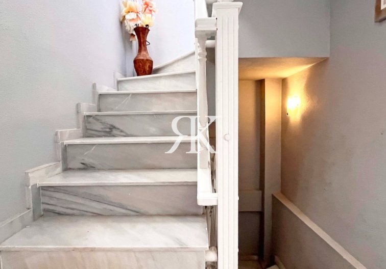 Revente - villa - Orihuela Costa - Costa Blanca