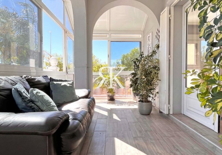 Revente - villa - Orihuela Costa - Costa Blanca