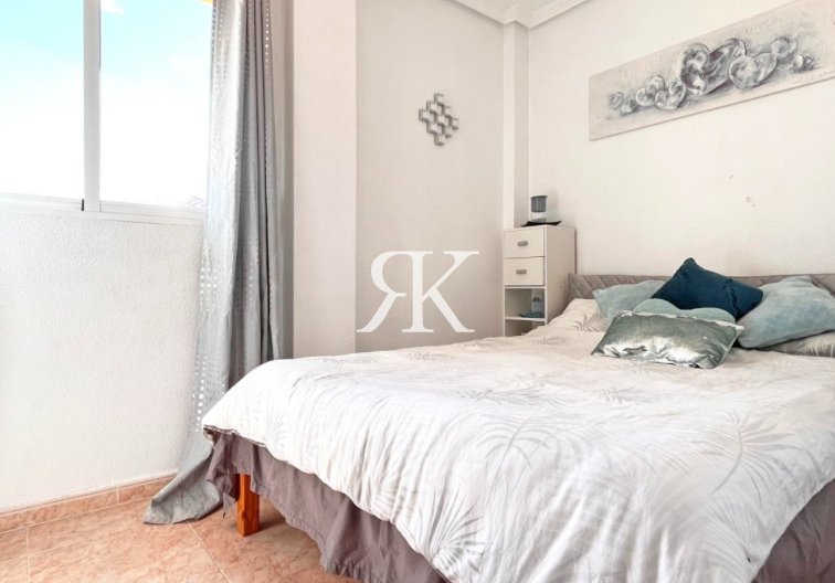 Revente - villa - Orihuela Costa - Costa Blanca