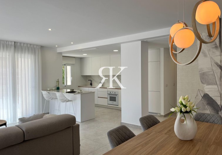 Revente - Appartement - Torrevieja - Aguas Nuevas