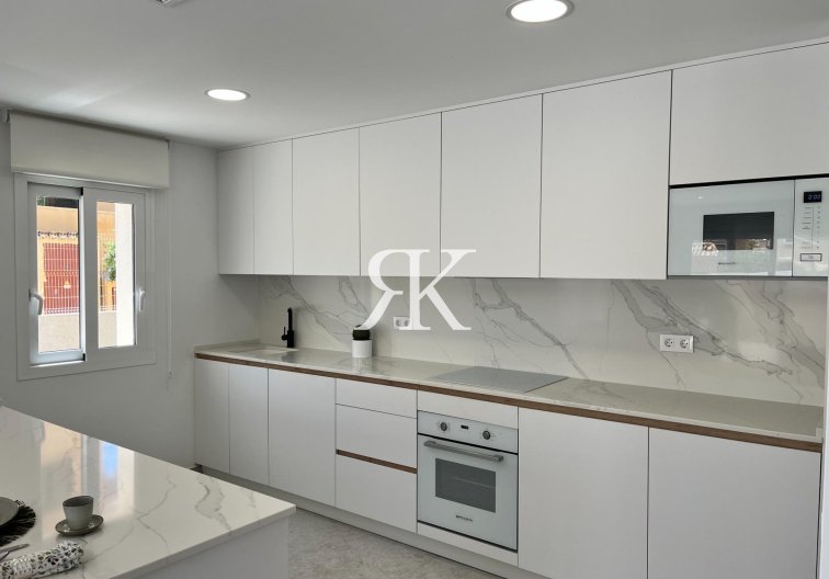 Revente - Appartement - Torrevieja - Aguas Nuevas