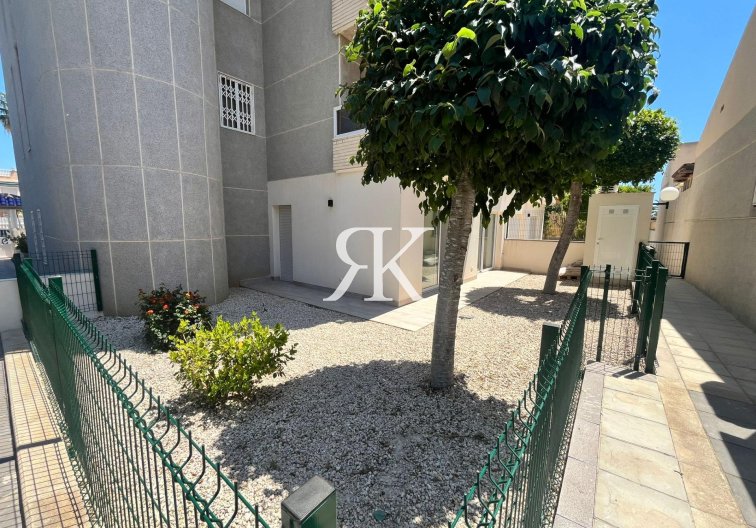 Revente - Appartement - Torrevieja - Aguas Nuevas