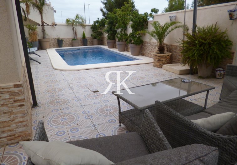 Wiederverkauf - villa - Playa Flamenca - Costa Blanca