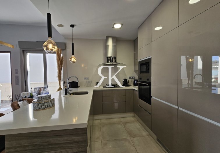 Revente - villa - Villamartin - Costa Blanca