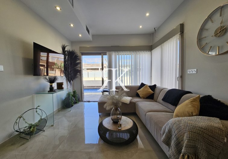 Revente - villa - Villamartin - Costa Blanca