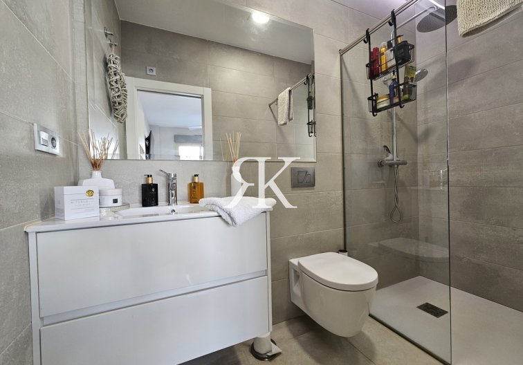 Revente - villa - Villamartin - Costa Blanca