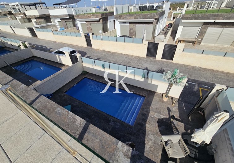 Revente - villa - Villamartin - Costa Blanca