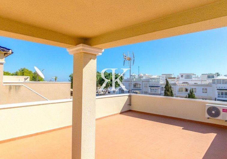 Wiederverkauf - villa - Orihuela Costa - Costa Blanca