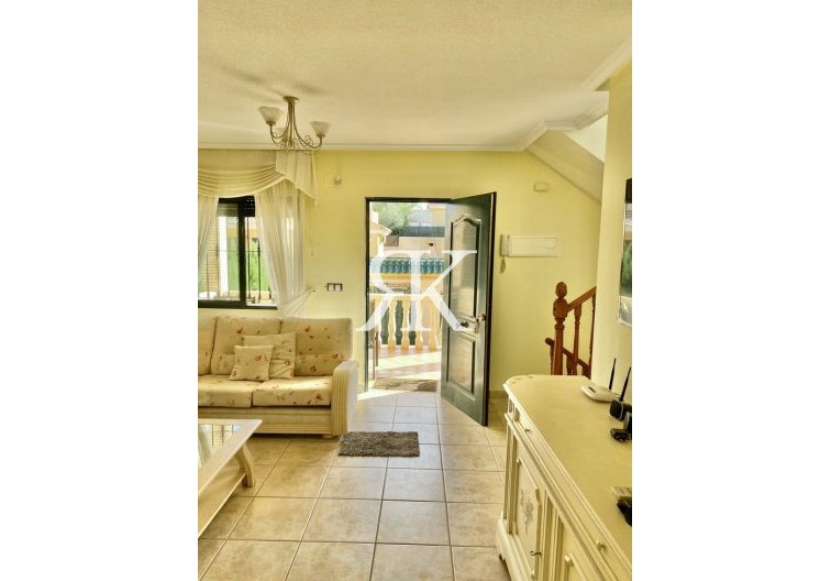 Revente - Semi Detached - Villamartin