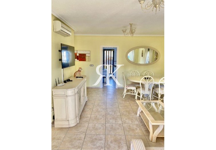 Revente - Semi Detached - Villamartin