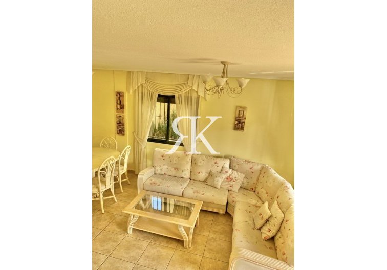 Revente - Semi Detached - Villamartin