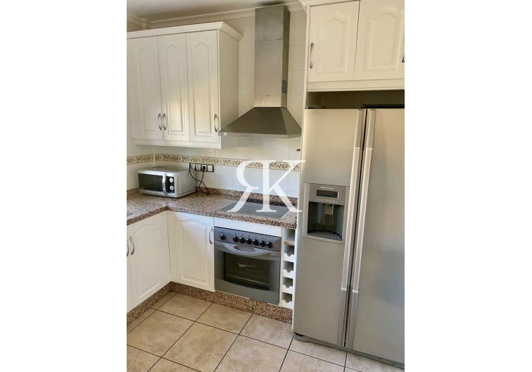 Revente - Semi Detached - Villamartin