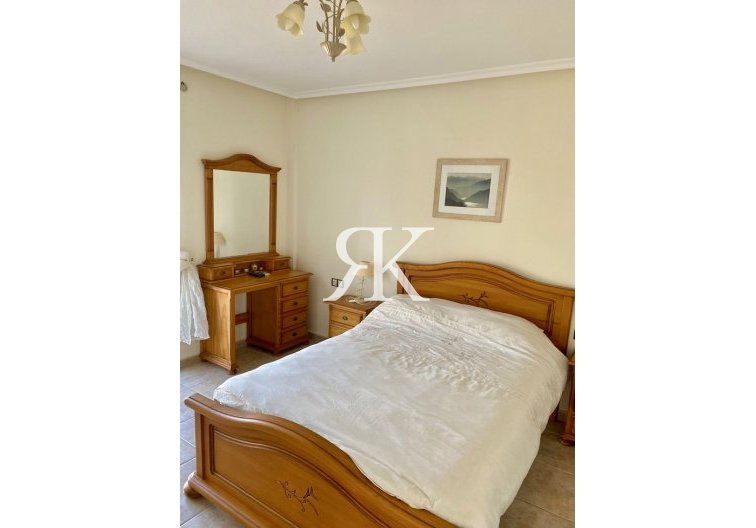 Revente - Semi Detached - Villamartin