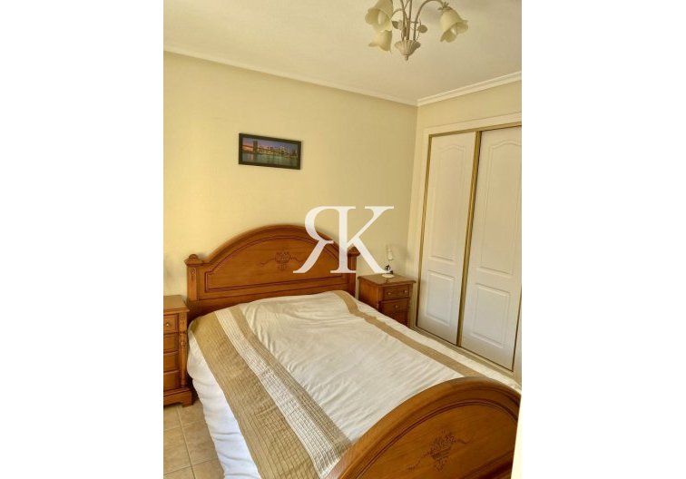 Revente - Semi Detached - Villamartin