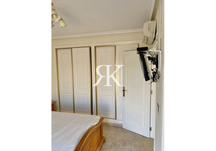 Revente - Semi Detached - Villamartin