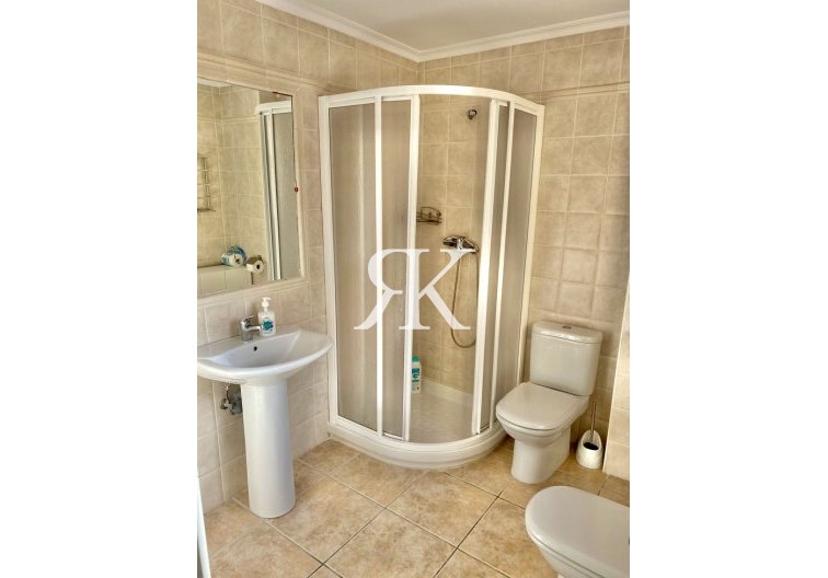 Revente - Semi Detached - Villamartin