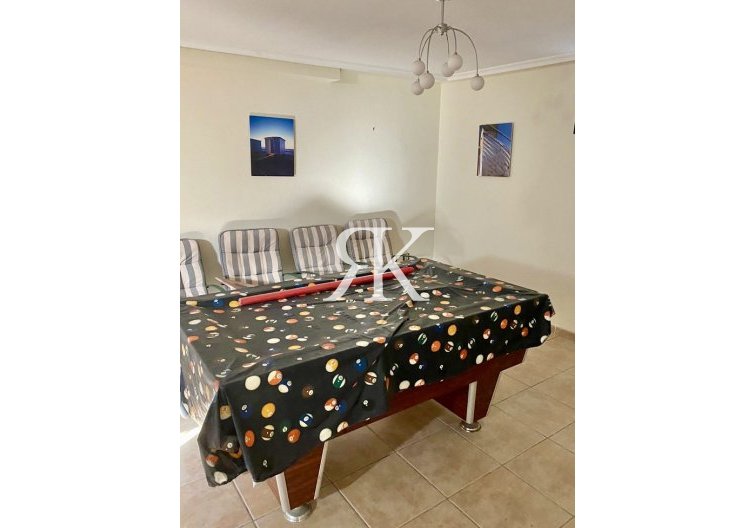 Revente - Semi Detached - Villamartin