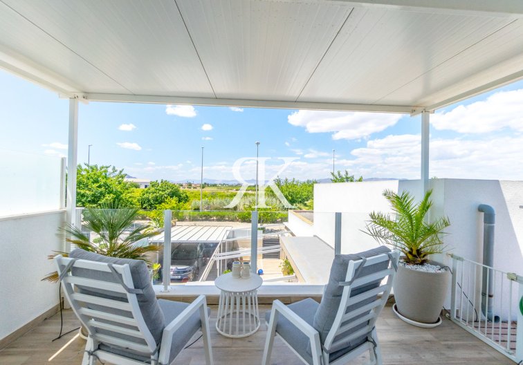 Wiederverkauf - villa - Daya Nueva - Costa Blanca