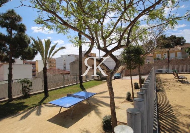 Revente - town house - Guardamar del Segura - Centro