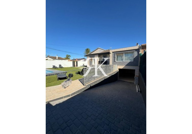 Revente - villa - Torrevieja - Los Balcones - Los Altos Del Edén