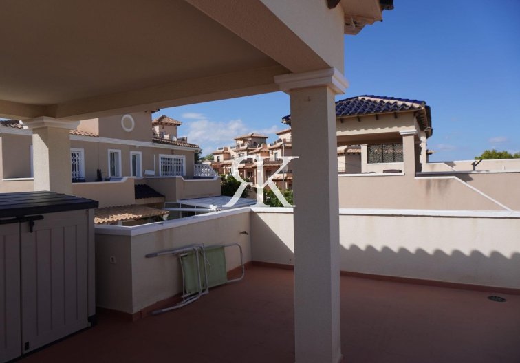 Segunda mano - villa - San Miguel de Salinas