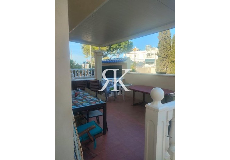 Segunda mano - villa - San Miguel de Salinas