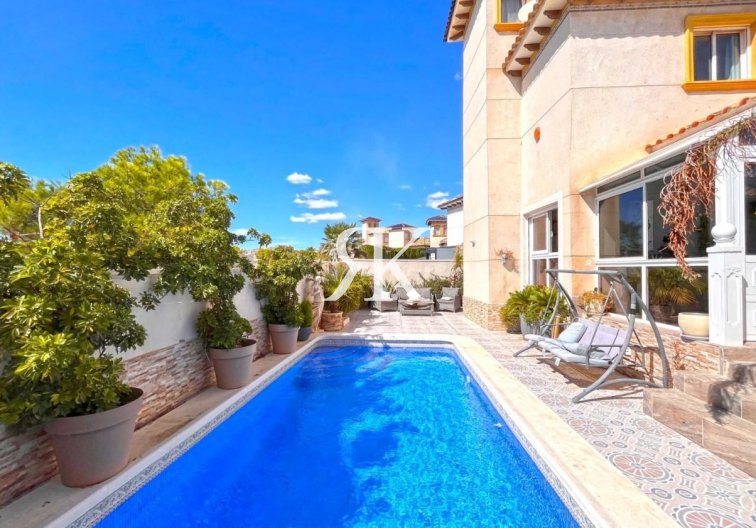 Revente - villa - La Zenia - Costa Blanca