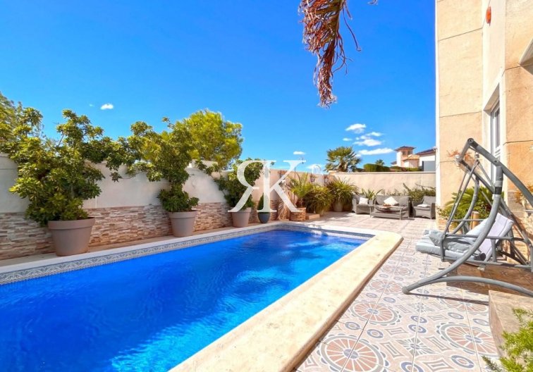 Revente - villa - La Zenia - Costa Blanca