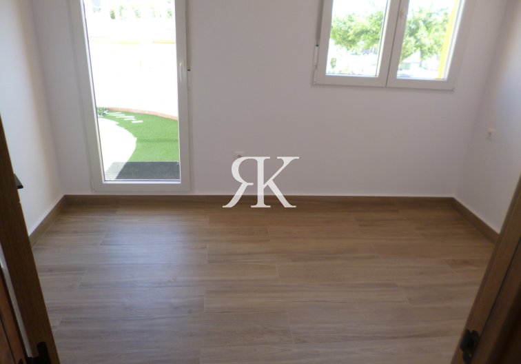 Revente - villa - Pilar de la Horadada - Costa Blanca