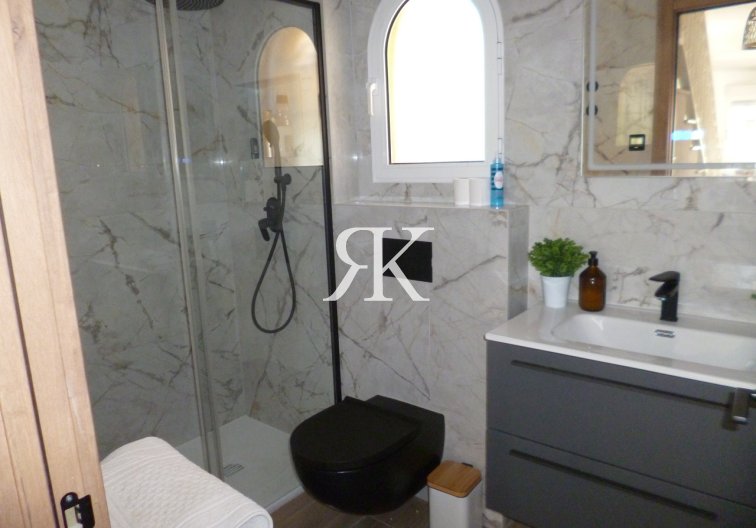 Revente - villa - Pilar de la Horadada - Costa Blanca