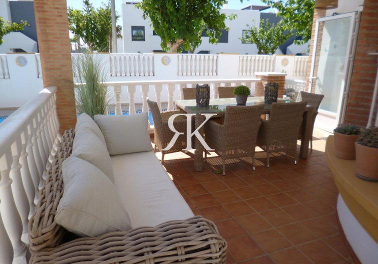Revente - villa - Pilar de la Horadada - Costa Blanca