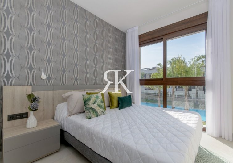 New Build - Top floor bungalow - Torrevieja - Los Balcones 