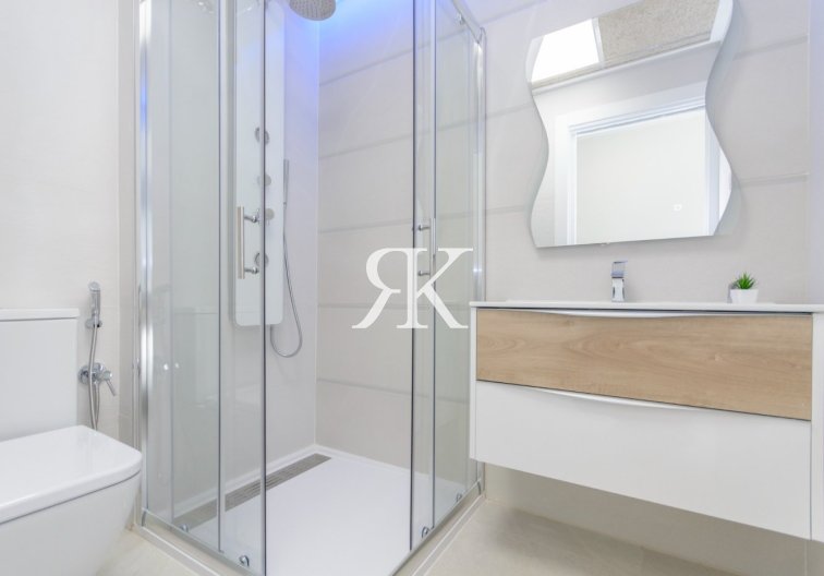 New Build - Top floor bungalow - Torrevieja - Los Balcones 