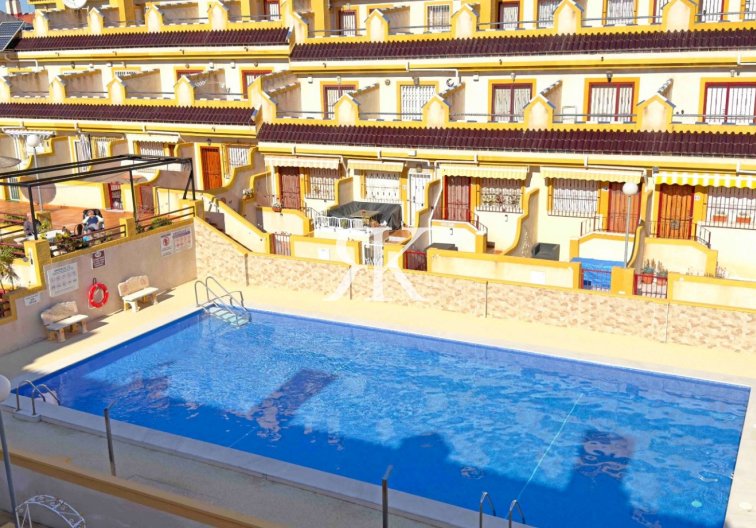 Wiederverkauf - town house - Orihuela Costa - Costa Blanca