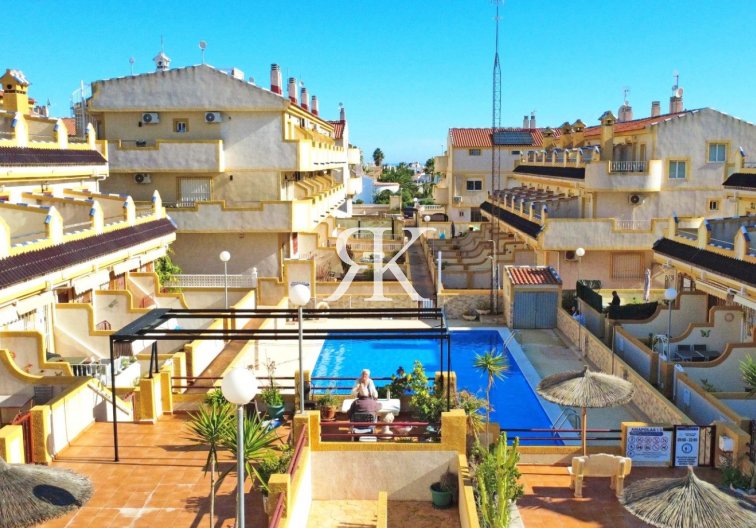 Wiederverkauf - town house - Orihuela Costa - Costa Blanca