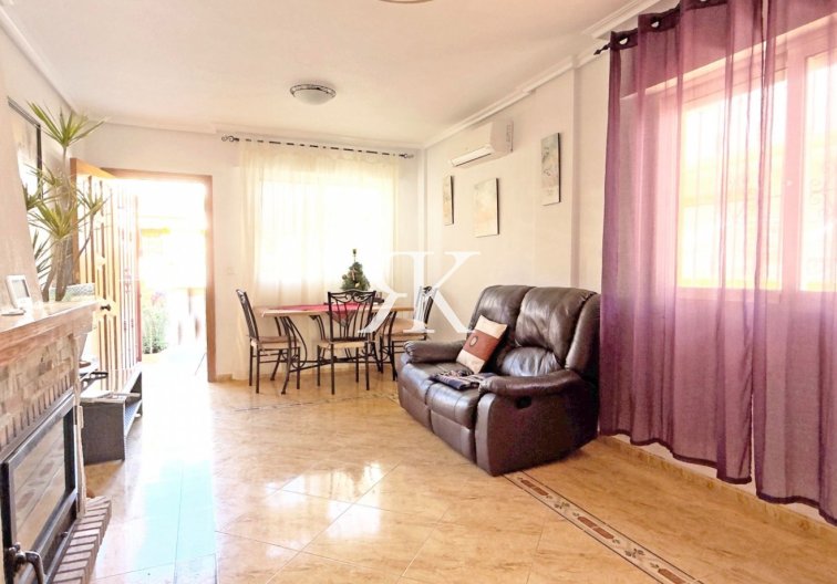 Wiederverkauf - town house - Orihuela Costa - Costa Blanca