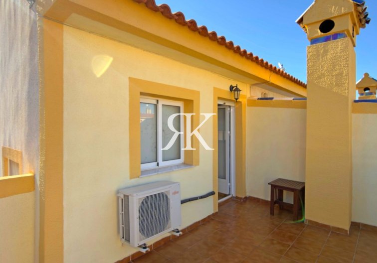 Wiederverkauf - town house - Orihuela Costa - Costa Blanca