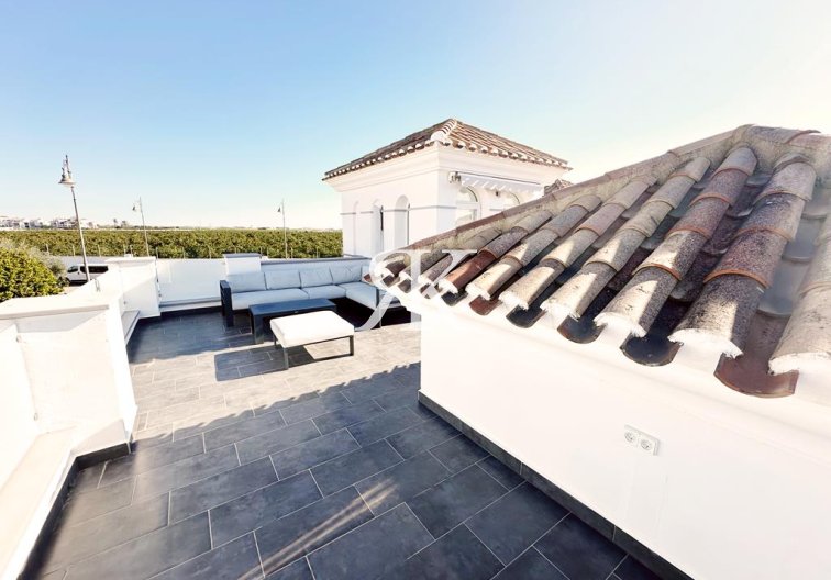 Resale - villa - La Torre Golf Resort - Inland