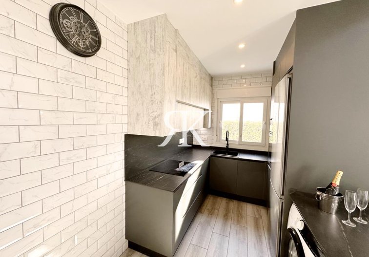 Resale - villa - La Torre Golf Resort - Inland