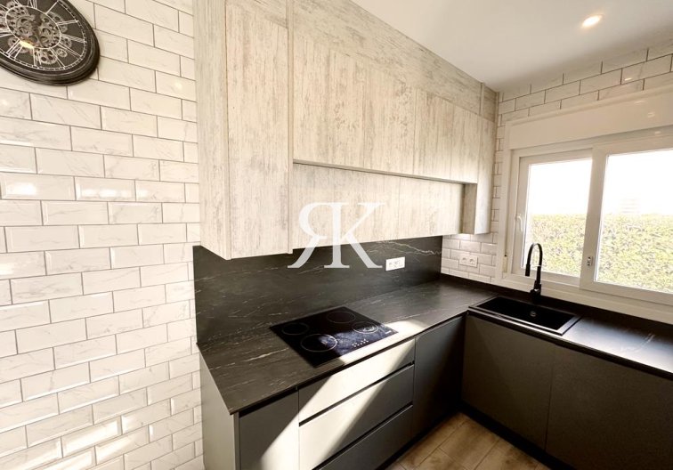 Resale - villa - La Torre Golf Resort - Inland