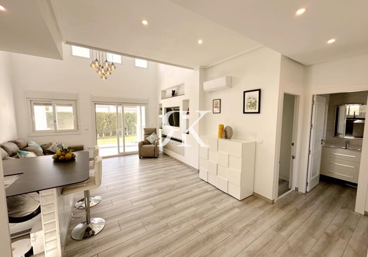 Resale - villa - La Torre Golf Resort - Inland