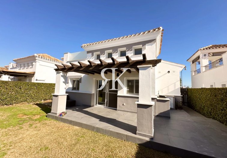 Resale - villa - La Torre Golf Resort - Inland