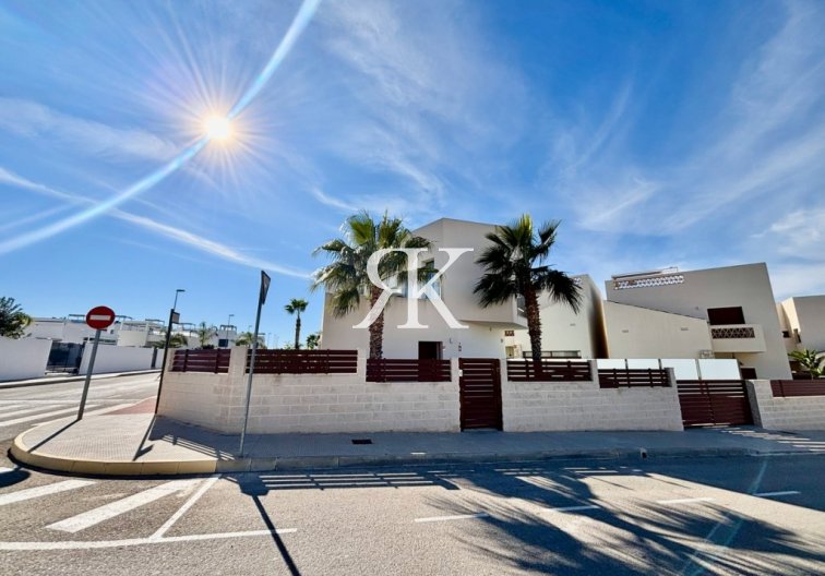 Revente - villa - Benijofar - Costa Blanca