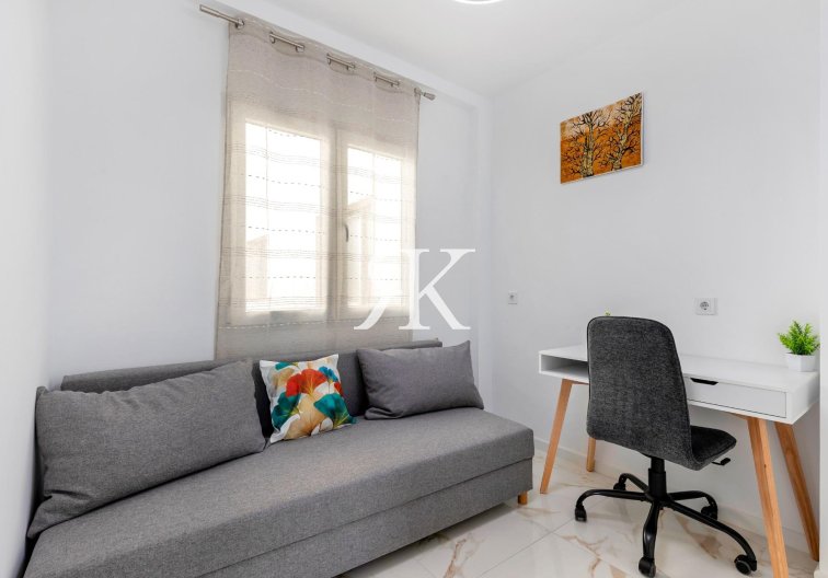 Herverkoop - Appartement - Torrevieja - La Mata