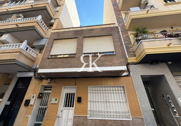 Herverkoop - Appartement - Torrevieja - Playa del Cura