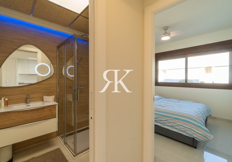 Wiederverkauf - Wohnung - Orihuela Costa - Costa Blanca